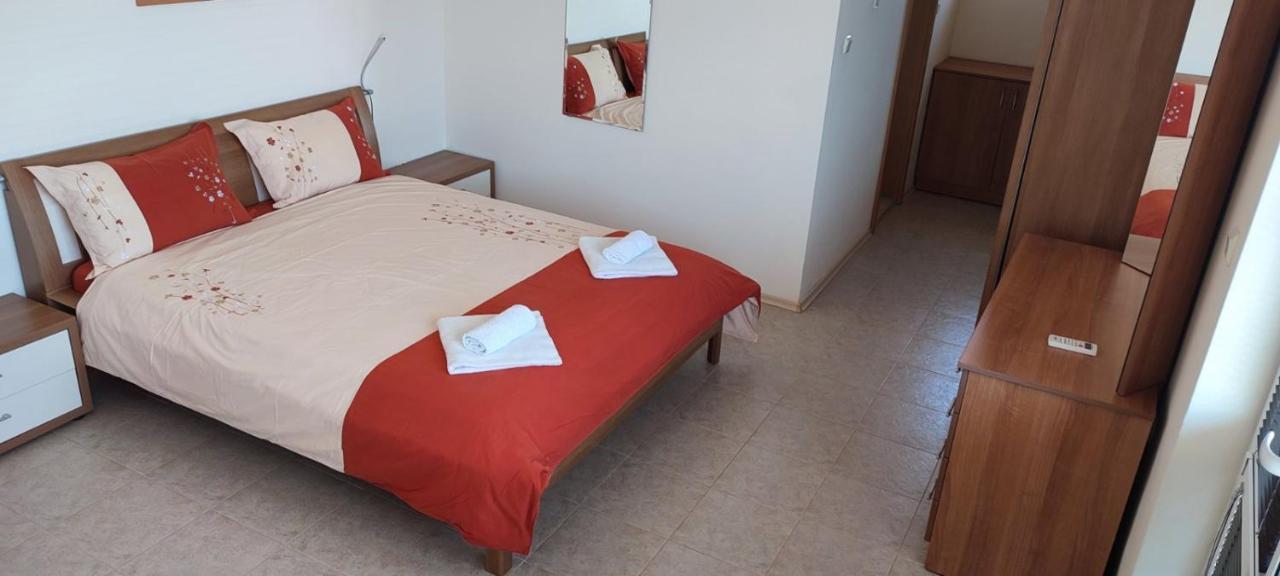 Rusalka Apart-Residence Obzor Esterno foto
