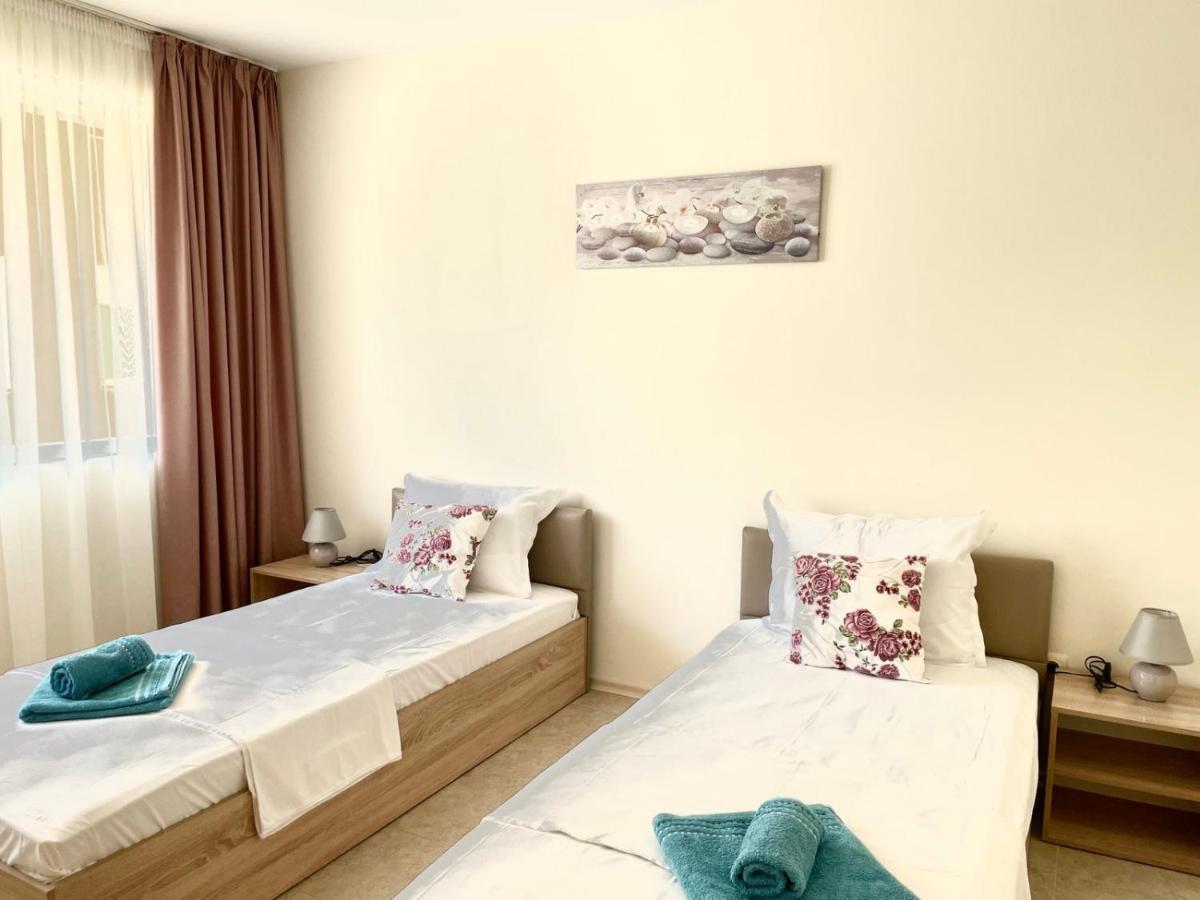 Rusalka Apart-Residence Obzor Esterno foto