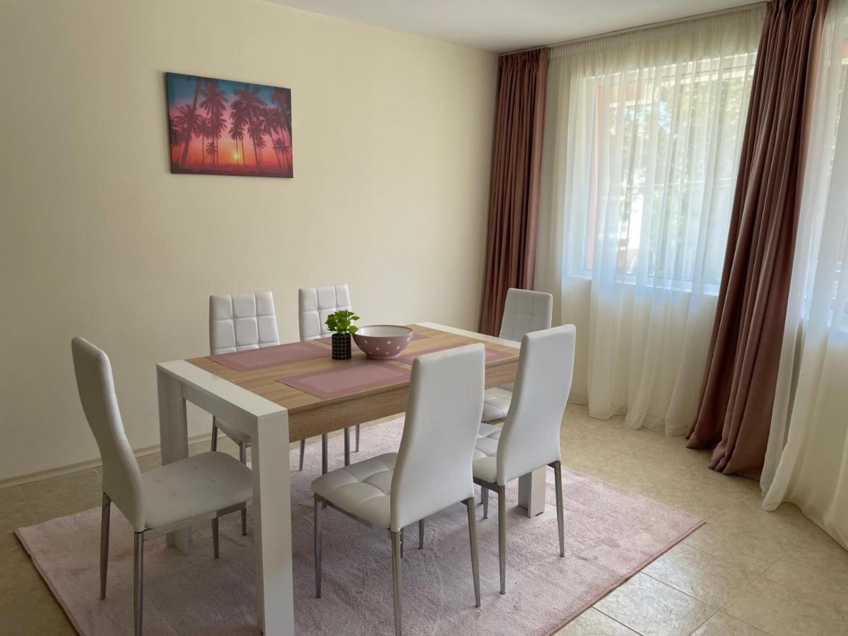 Rusalka Apart-Residence Obzor Esterno foto