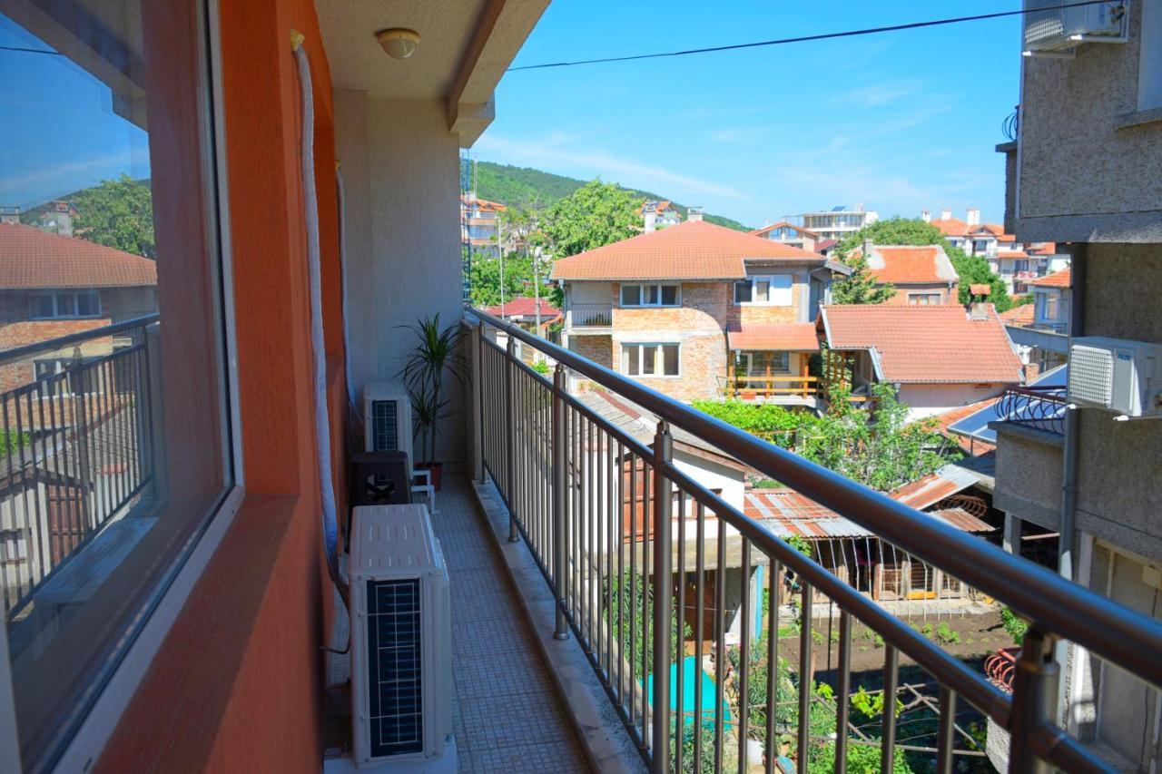 Rusalka Apart-Residence Obzor Esterno foto