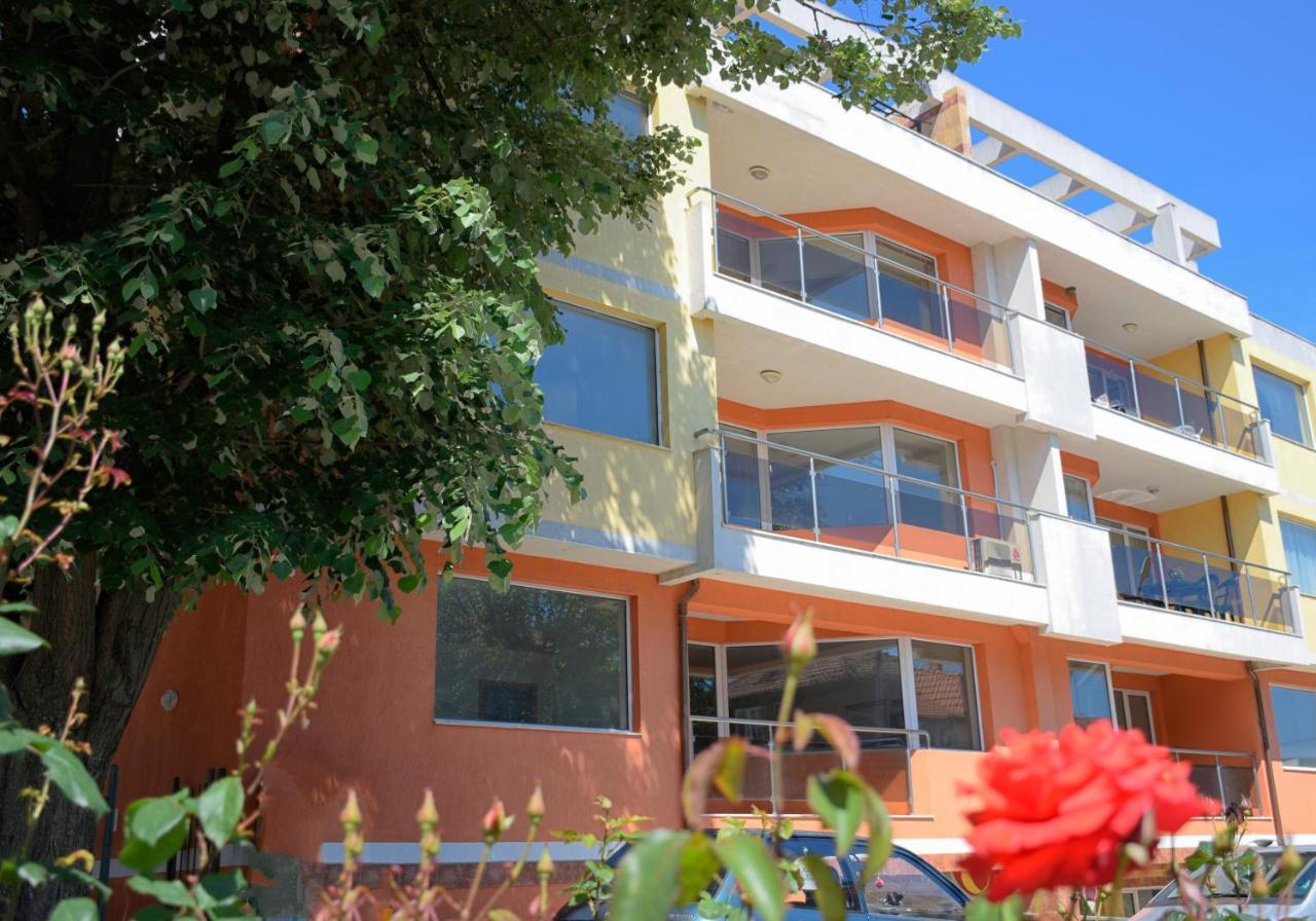 Rusalka Apart-Residence Obzor Esterno foto
