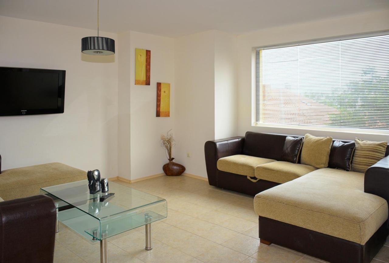 Rusalka Apart-Residence Obzor Esterno foto